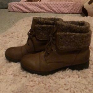 Women’s boots